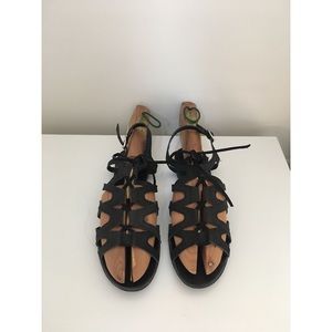 Steve Madden gladiator sandal in 7